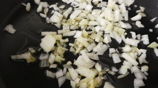 سس کچاپ باربیکیو با طعم توت‌ فرنگی