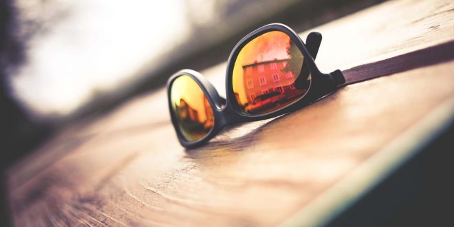 کدام عینک آفتابی، به صورت من بیشتر می‌آید؟